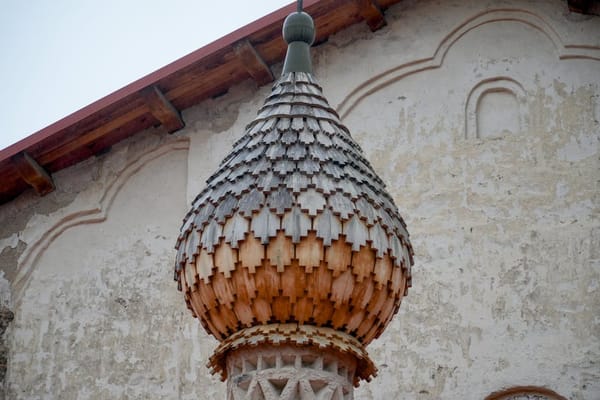 Культура чаевых в России: платить или не платить